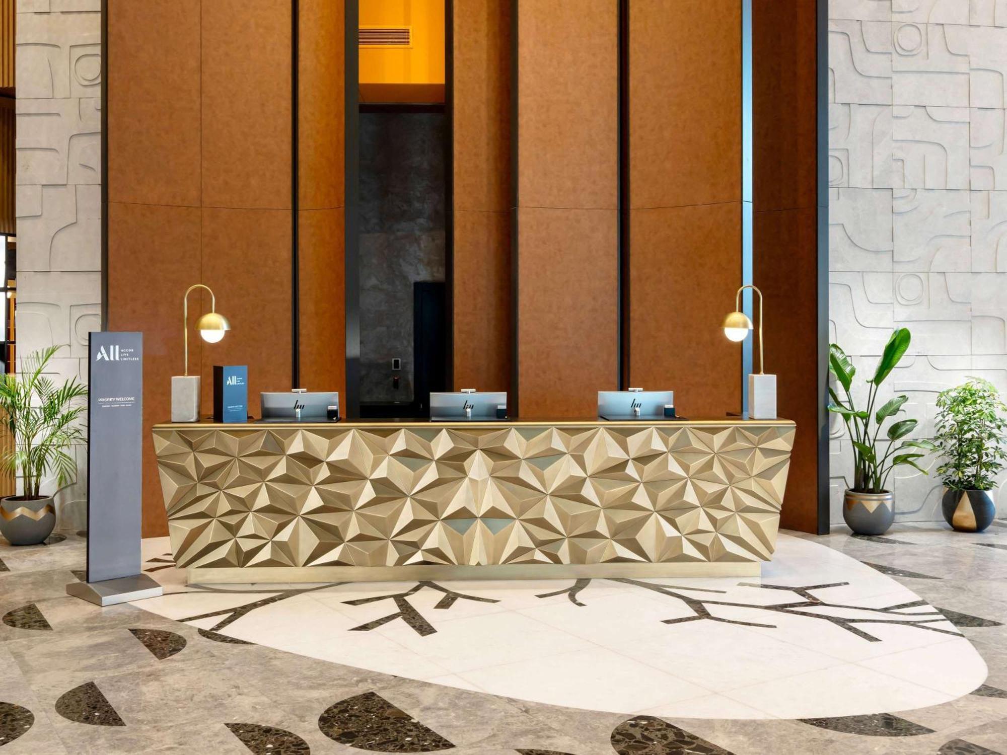 Moevenpick Hotel Istanbul Marmara Sea Dış mekan fotoğraf