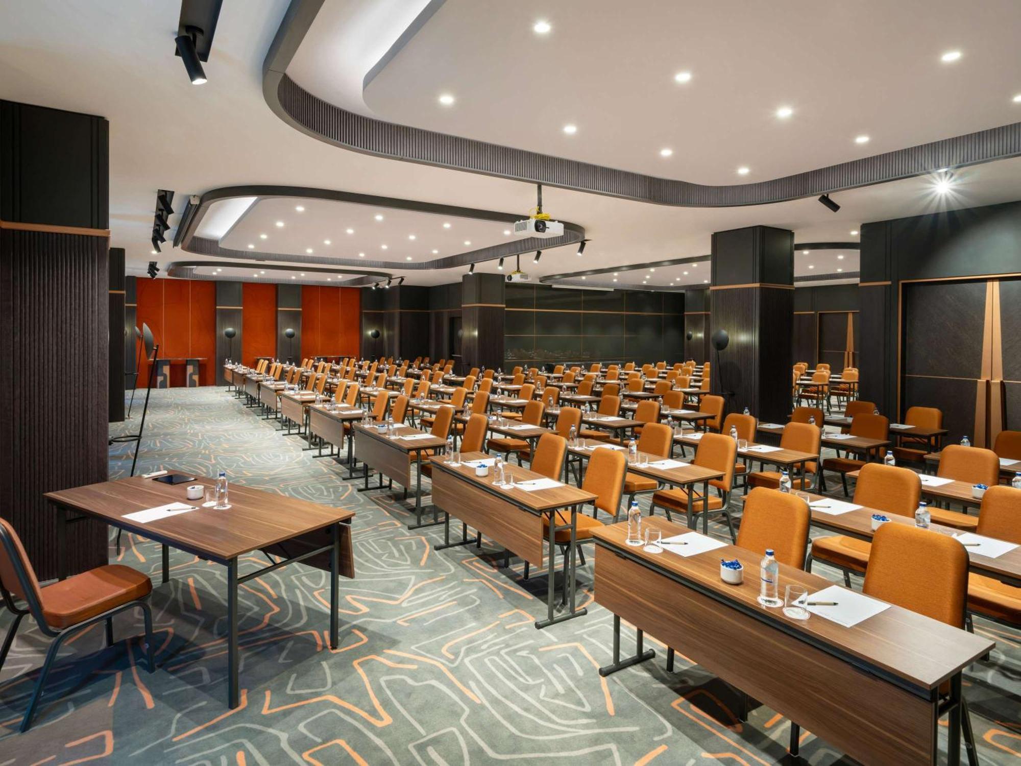 Moevenpick Hotel Istanbul Marmara Sea Dış mekan fotoğraf