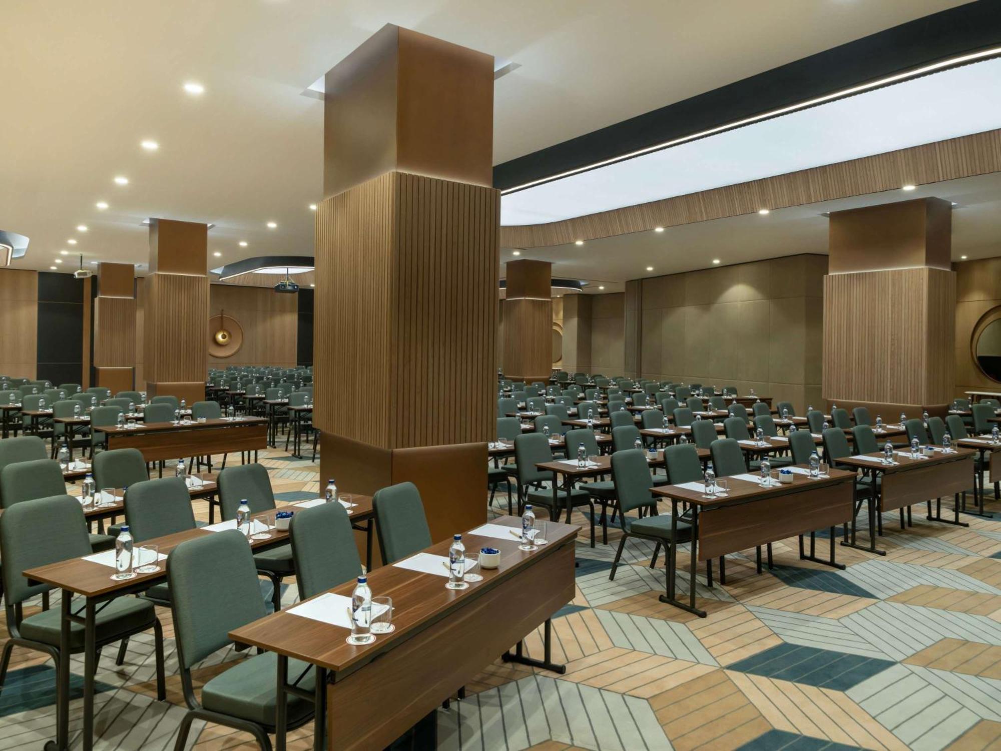 Moevenpick Hotel Istanbul Marmara Sea Dış mekan fotoğraf
